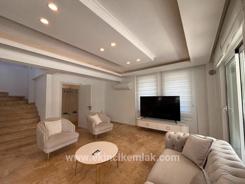 4+1-Zimmer Villa Zu verkaufen in Dalyan Bz. Ortaca - 500 m²