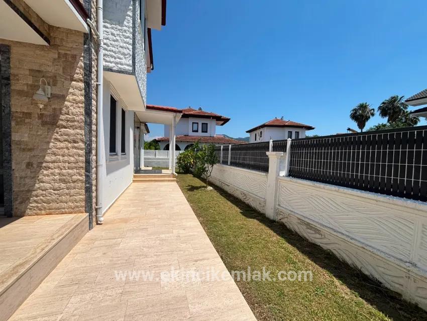 4+1-Zimmer Villa Zu verkaufen in Dalyan Bz. Ortaca - 500 m²