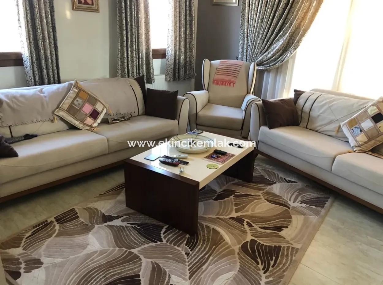 Villa Zum Verkauf Freistehend Für 501M2 Grundstück In Dalyan