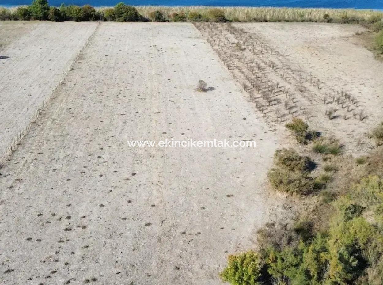 3210M2 2B Grundstück Zum Verkauf Am See In Çandır