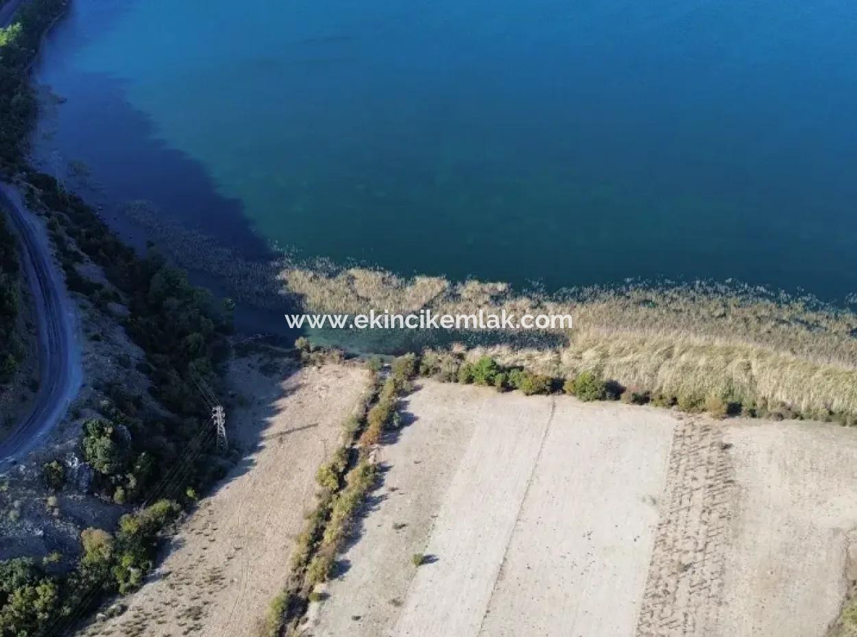 3210M2 2B Grundstück Zum Verkauf Am See In Çandır