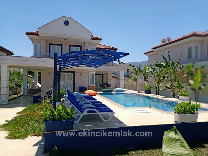 4+1-Zimmer Villa Zu Verkaufen in Dalyan Bz. Ortaca - 573 m²