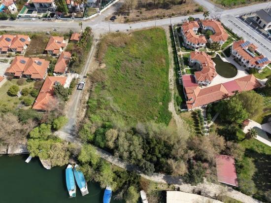 2600m2 Land For Sale In Dalyan Gülpınar, Next To The Canal, With 20% Tourism Zoning