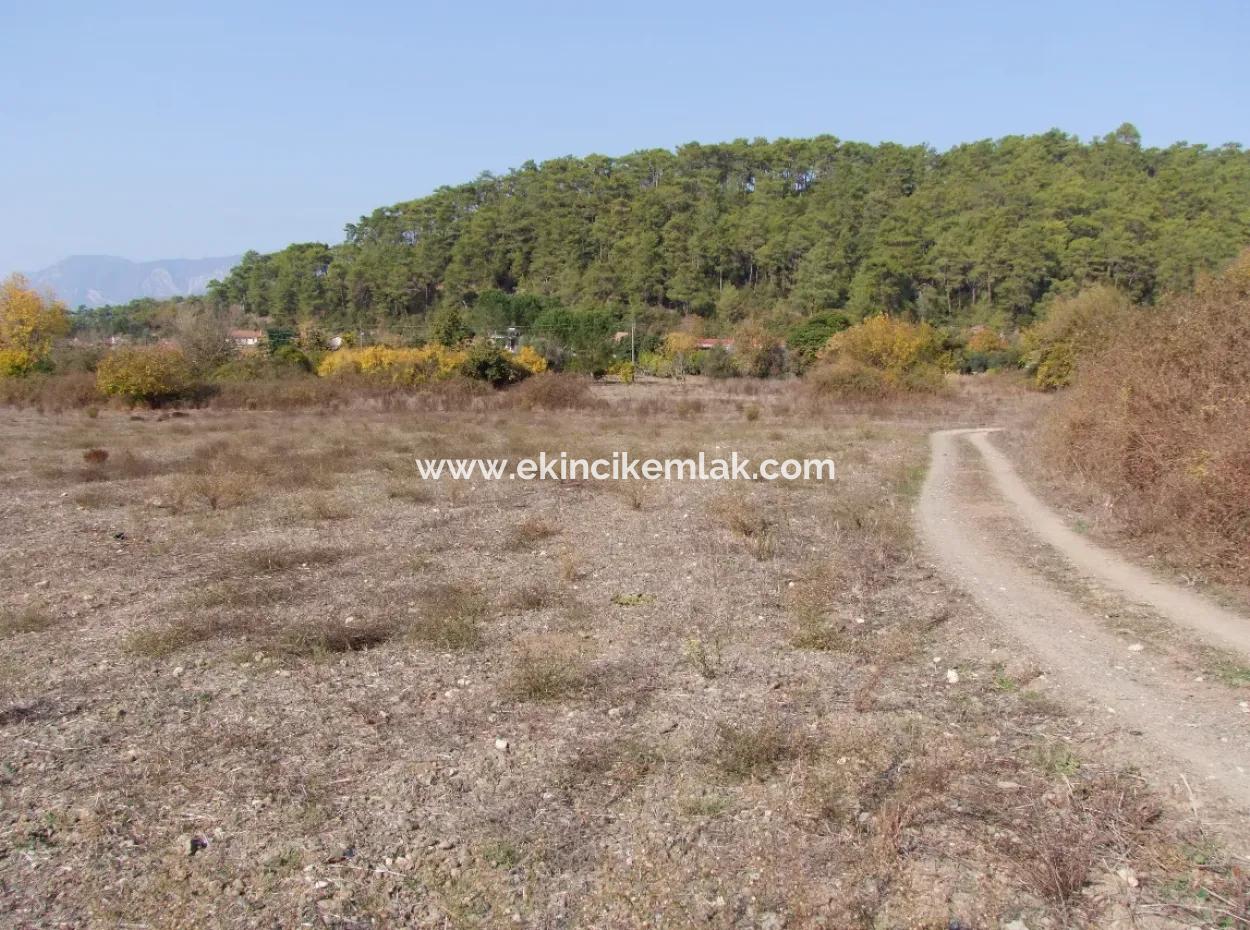 6850M2 Zoning Land With Sea View In Çamlı