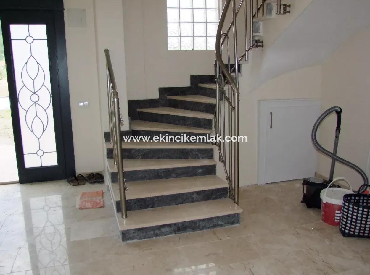 Luxury Villa For Sale In Zeytinalanda Köyceğinz Zeytınalanda 6800M2 Land Villa For Sale With Full Lake View