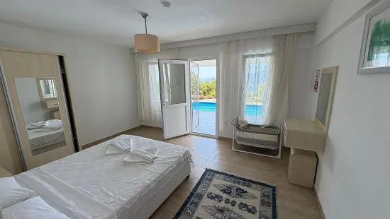 Вилла 4+1 с видом на озеро и море на продажу в Dalyan Gökbel