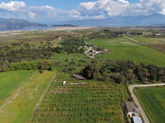 Продается Туристический Бизнес На Земельном Участке Площадью 11 000 М2 В Эскикёе.