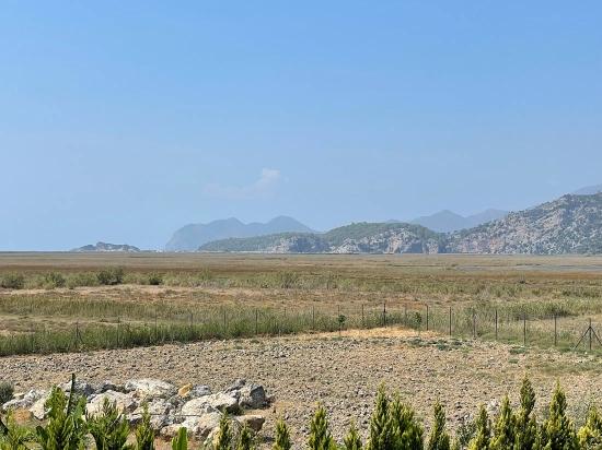 Роскошная Вилла С 4 Спальнями И 1 Ванной Комнатой Продается На Участке Площадью 7000 М2 С Видом На Пляж Далян Истузу.