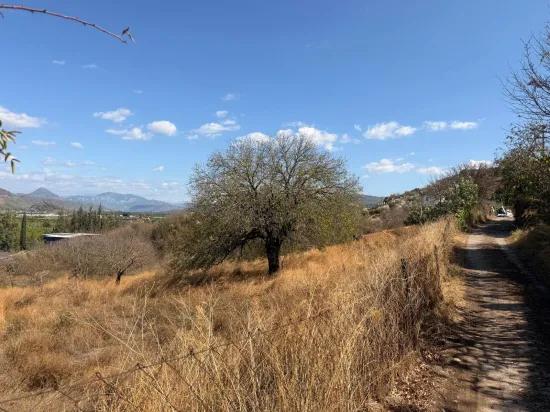 Поле Площадью 5.000m2 С Видом На Озеро В Dalyan Karadağ Продаётся