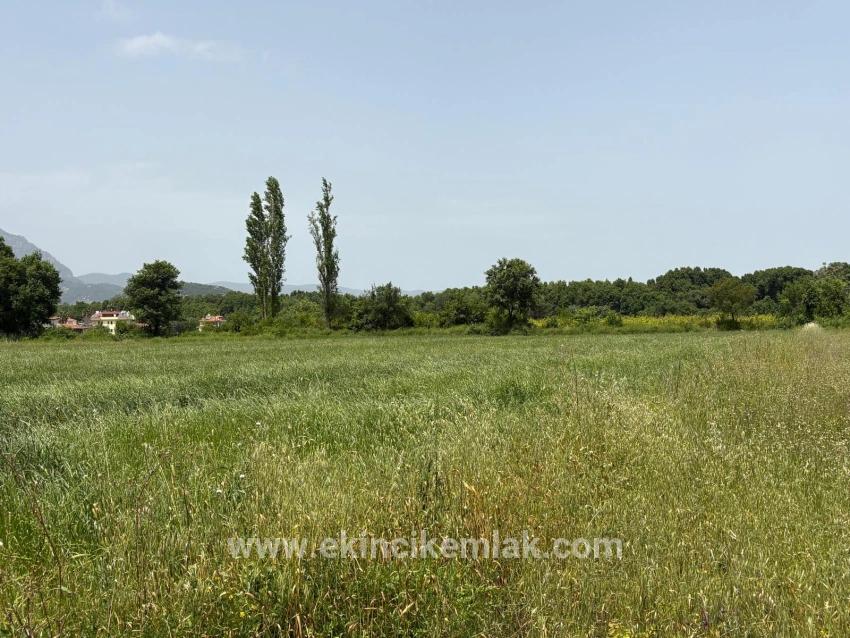Ortaca Okçular Mah. Satılık Arsa - Konut İmar Durumlu - 2.100 m²