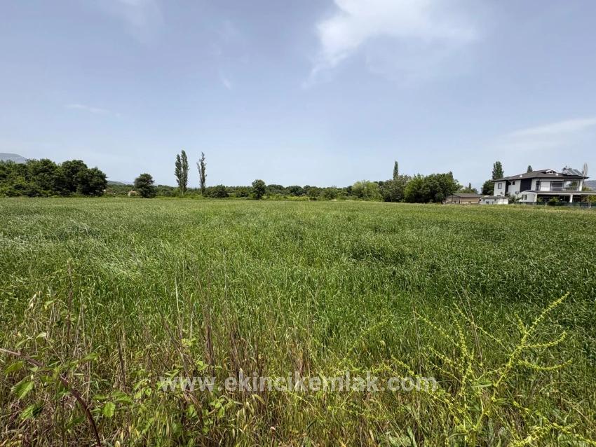 Ortaca Okçular Mah. Satılık Arsa - Konut İmar Durumlu - 2.100 m²