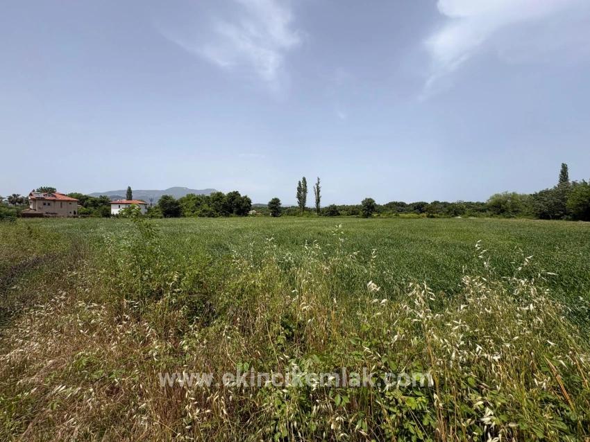 Okçular Marmarlı'da 2390m2 Satılık Arsa