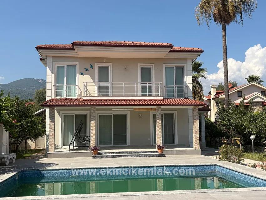 Ortaca Dalyan Mah. Satılık 4+1 Villa - 520 m²