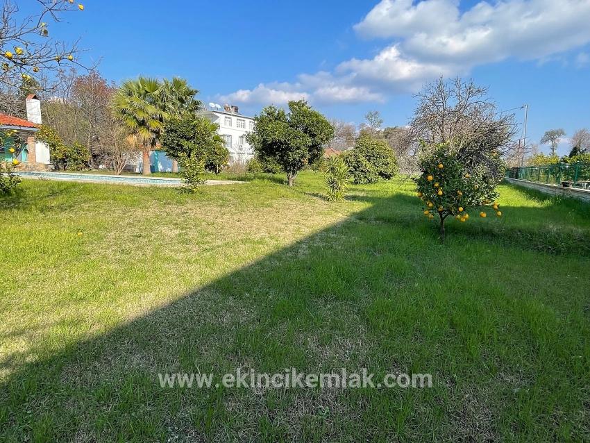 Ortaca Eskiköy Mah. Satılık 4+2 Müstakil ev - 2.882 m²