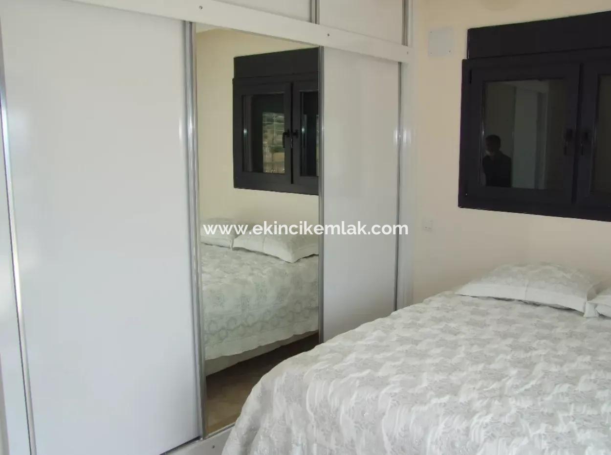 Zeytinalanda Satılık Lüks Villa Köyceğiz Zeytınalanda 6800M2 Arsa Full Göl Manzaralı Satılık Villa