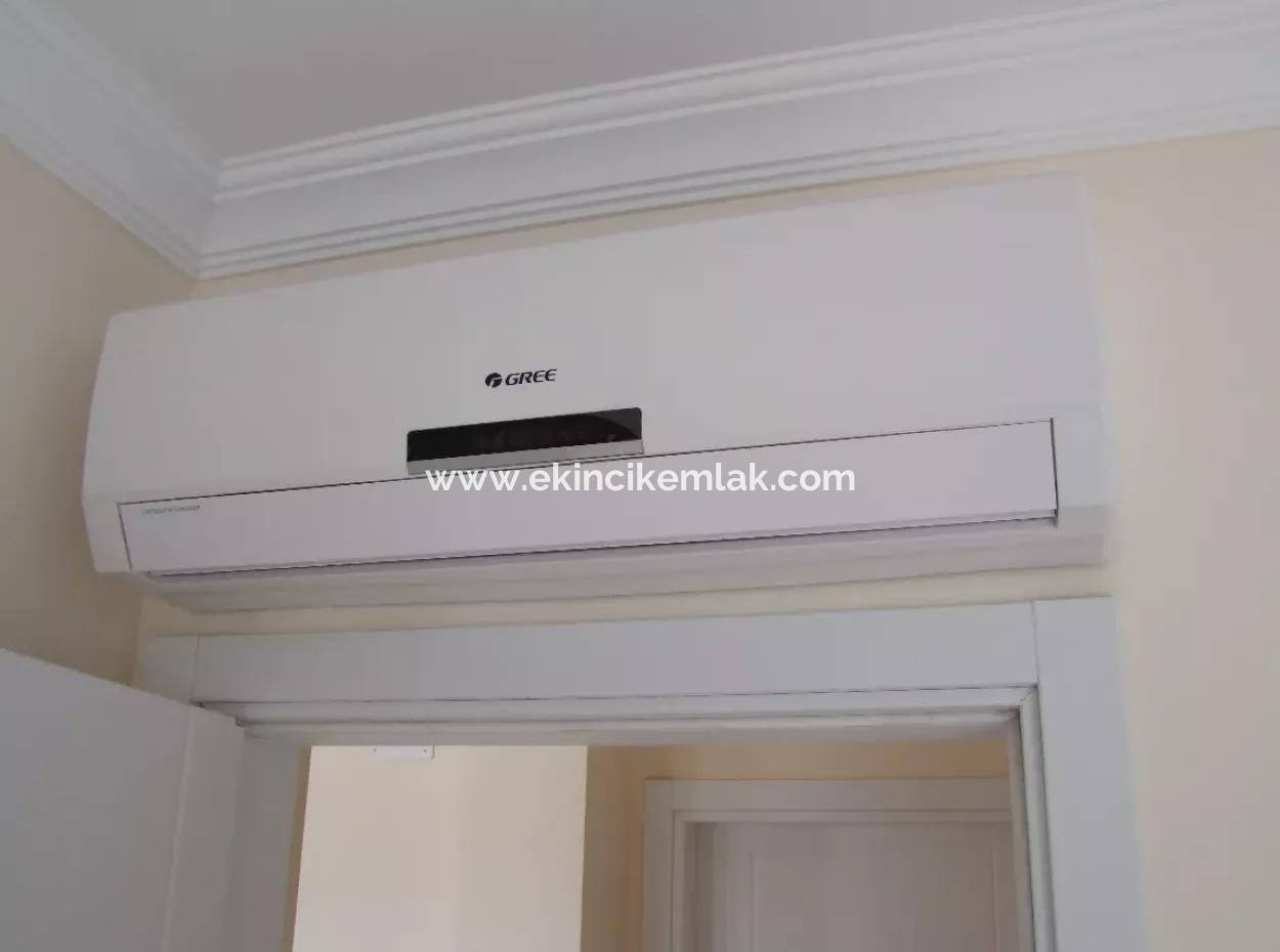 Zeytinalanda Satılık Lüks Villa Köyceğiz Zeytınalanda 6800M2 Arsa Full Göl Manzaralı Satılık Villa