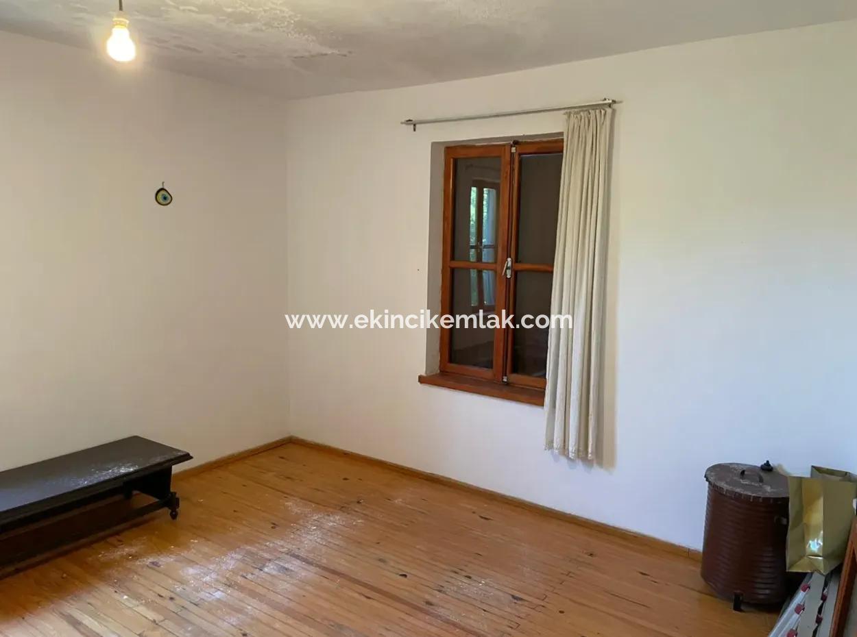 Dalyan Merkezde 5+1 Satılık Villa