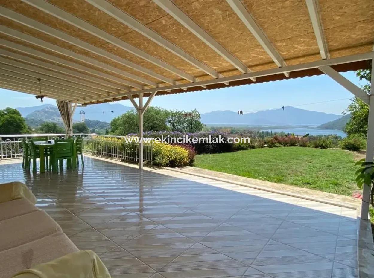 Çandır Deniz Manzaralı Satılık 4+2 Villa Ev