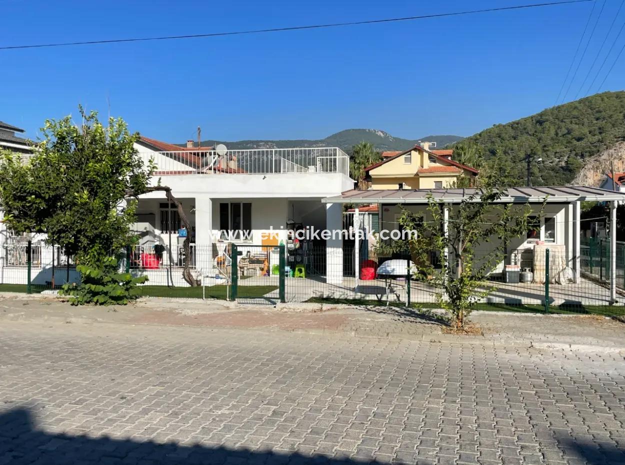 Dalyan Maraşda 677M2 Arsa İçinde Satılık Mustakil Villa Ev